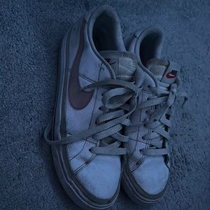 white and pink nike courts size 6.5 women